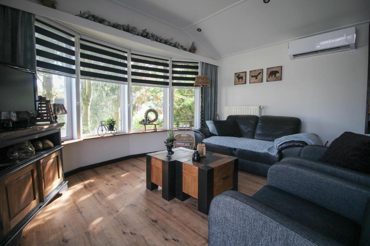 Sfeervol Chalet Op De Veluwe พุทเทิน ภายนอก รูปภาพ