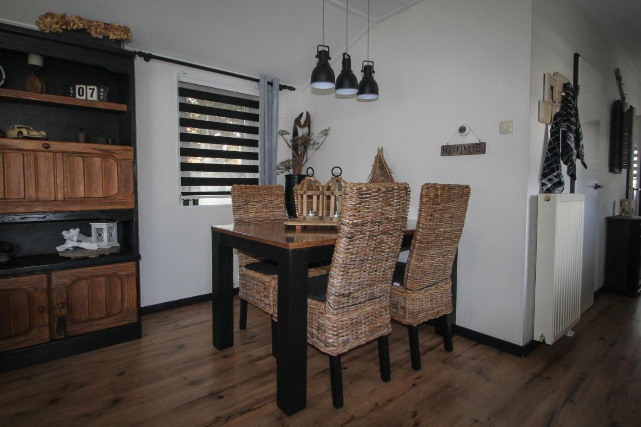 Sfeervol Chalet Op De Veluwe พุทเทิน ภายนอก รูปภาพ